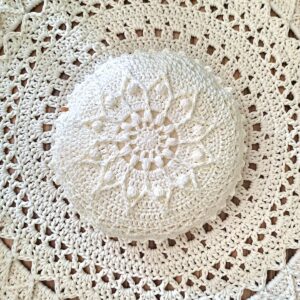 horgolt díszpárnagloria3