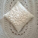 Horgolt díszpárna Linett