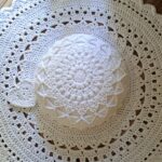 Horgolt díszpárna Gloria-2