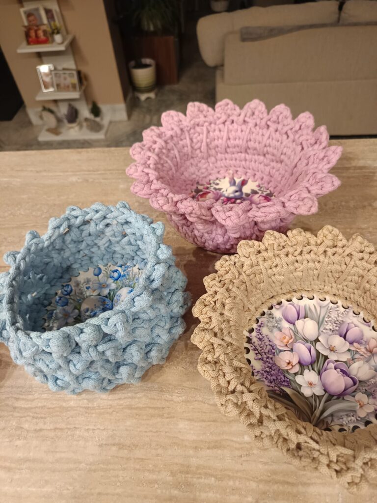 Image #1 from Pálnè Göndör