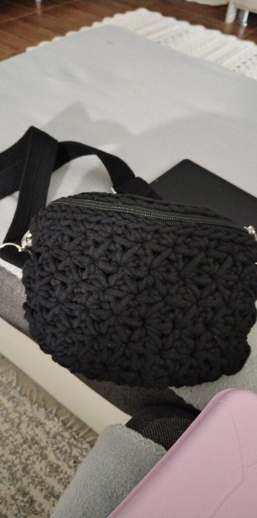 Image #1 from Eszter